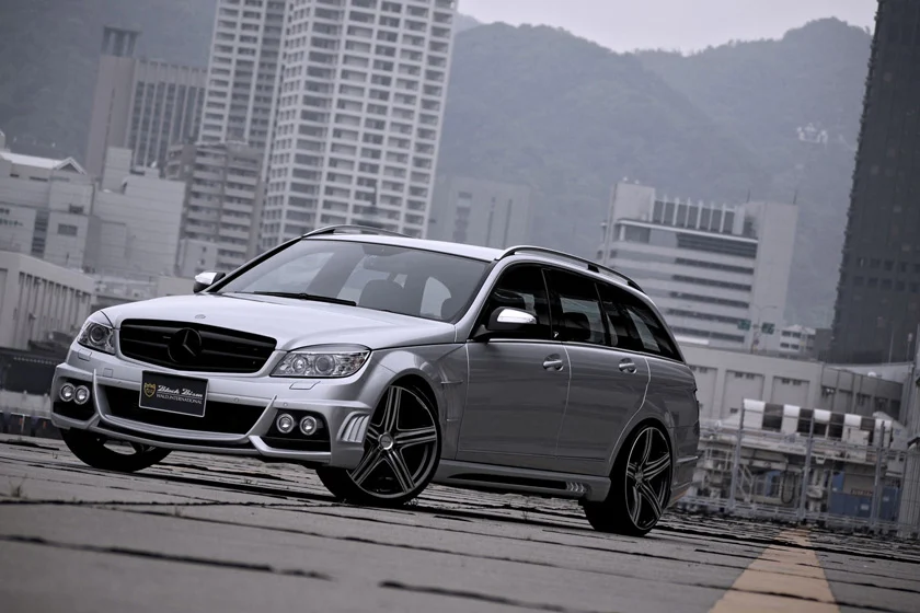 ชุดแต่ง MERCEDES-BENZ C-CLASS WAGON WALD Japan สปอร์ตไลน์ แบล็กไบซัน เอดิชัน ภาพ 4