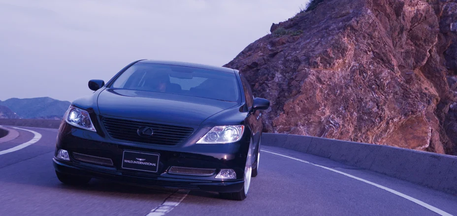 ชุดแต่ง LEXUS LS460/L 600h/hL WALD Japan เอ็กเซ็กคิวทีฟไลน์ V1 ภาพ 19