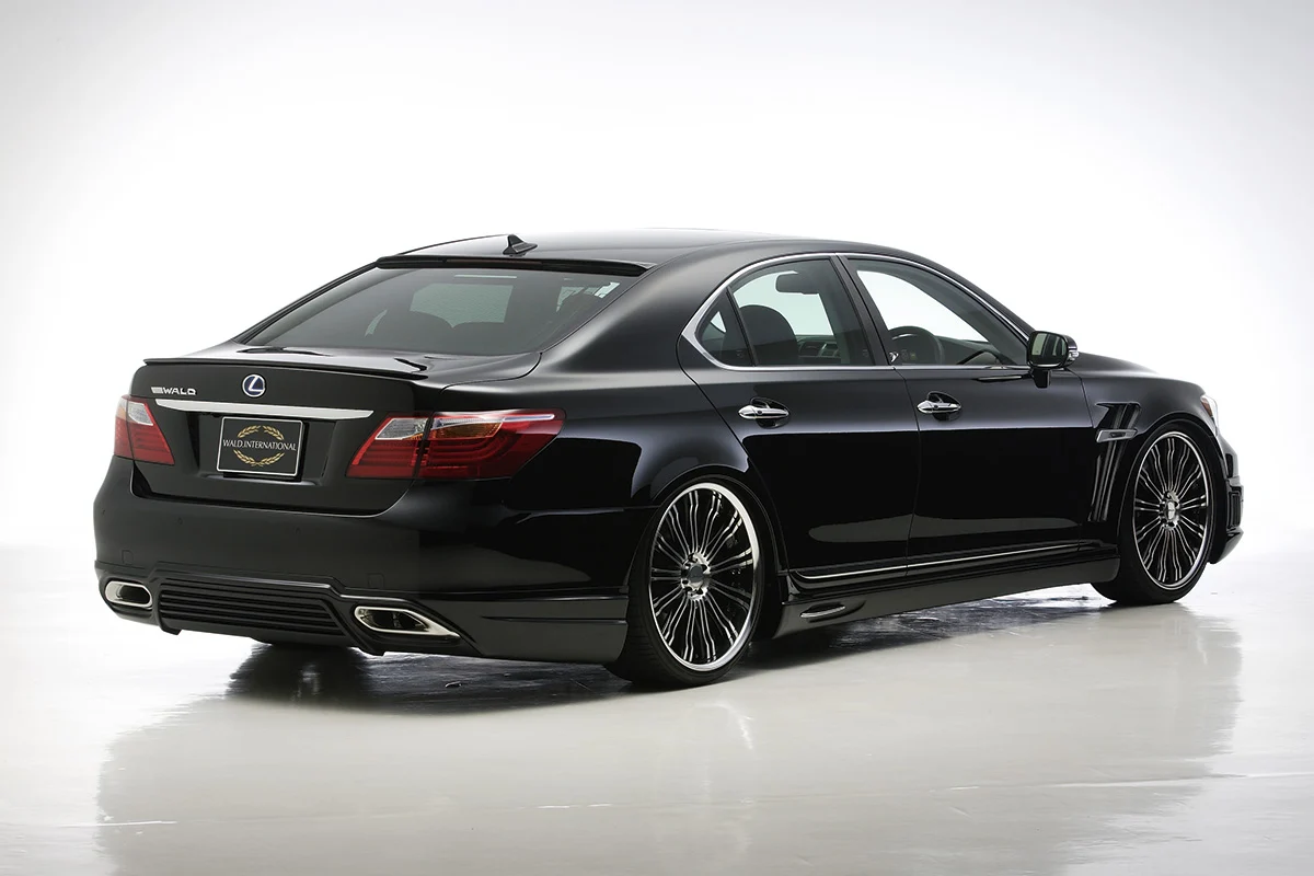 ชุดแต่ง LEXUS LS600h/hL WALD Japan เอ็กเซ็กคิวทีฟไลน์ ภาพ 12