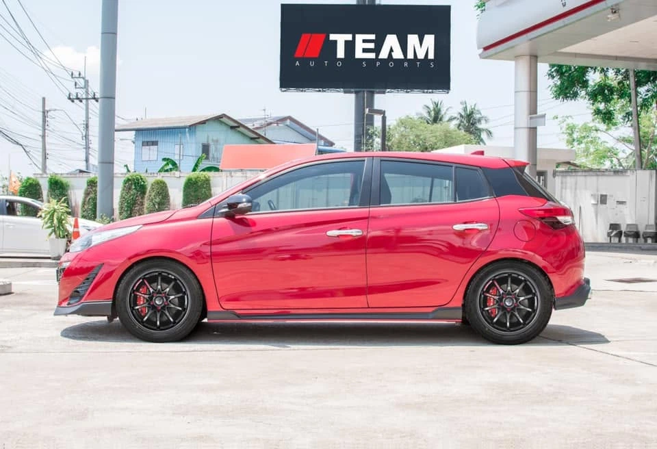 ชุดแต่ง TOYOTA YARIS Black Limited ภาพที่ 2
