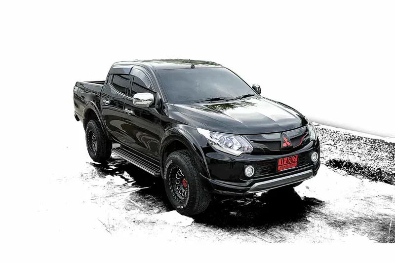 ชุดแต่งไทรทัน 2015 AmotriZ Body Kits - MITSUBISHI New Triton Model 2015 - Up ชุดแต่งรถ ภาพ 13