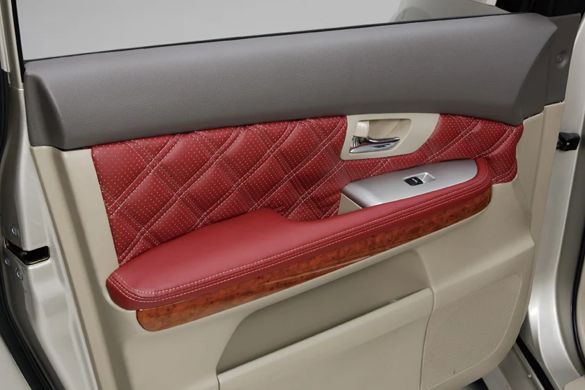 ชุดแต่ง TOYOTA HARRIER WALD Japan เอ็กเซ็กคิวทีฟไลน์ ภาพ 12