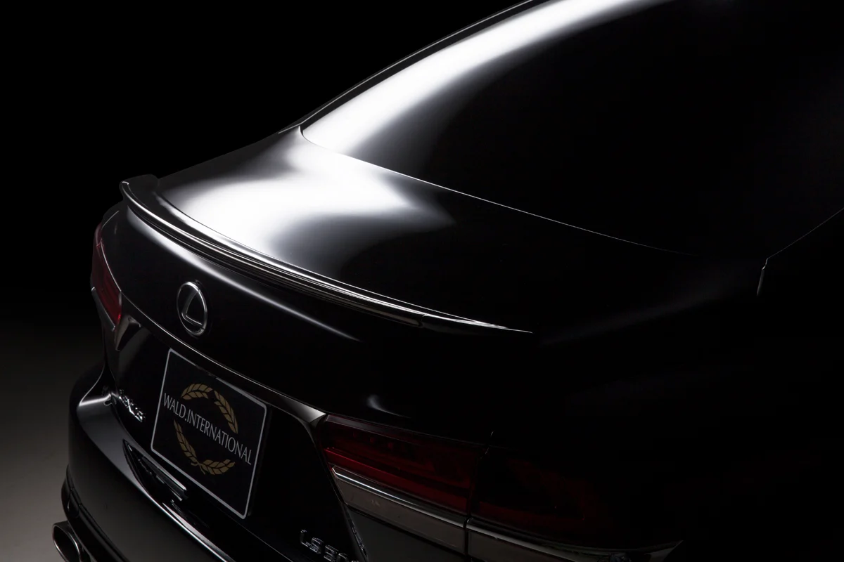 ชุดแต่ง LEXUS LS500/500h F SPORT WALD Japan เอ็กเซ็กคิวทีฟไลน์ ภาพ 8