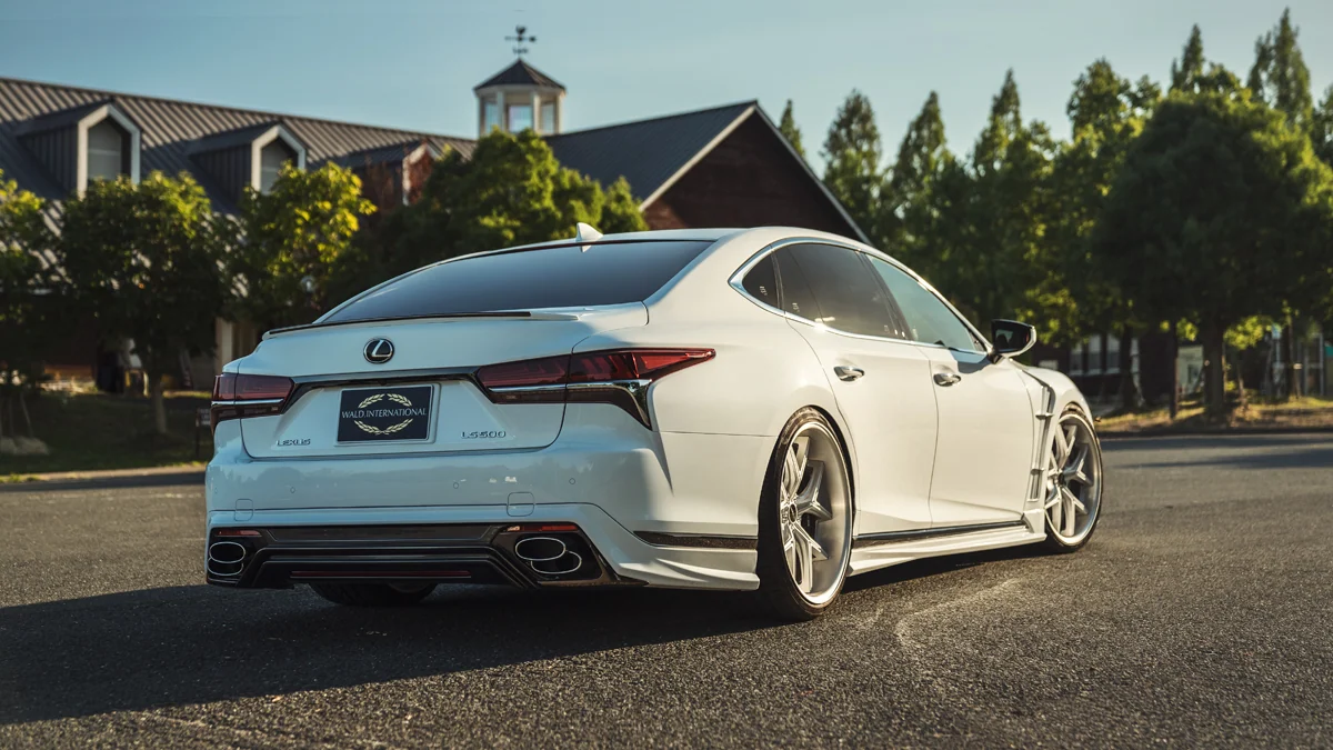 รูปชุดแต่ง ชุดแต่ง Lexus LS LS 18 20 WALD F Sport ภาพที่ 10