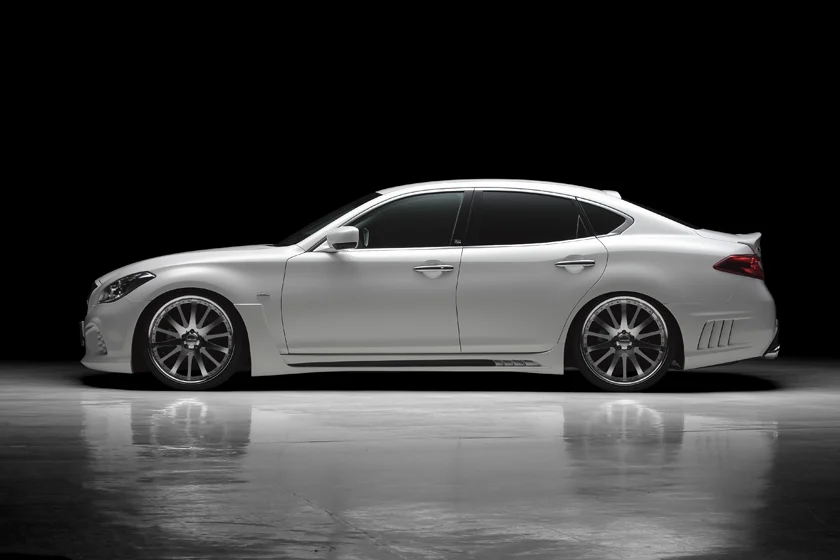 ชุดแต่ง NISSAN FUGA WALD Japan สปอร์ตไลน์ แบล็กไบซัน เอดิชัน ภาพ 5