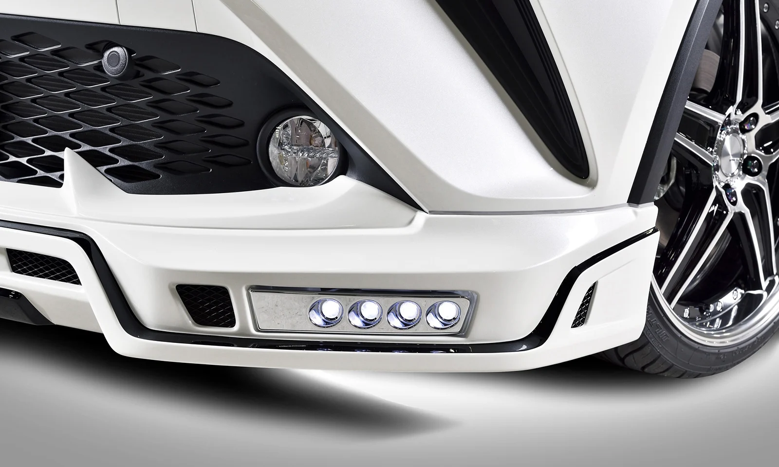 ชุดแต่ง TOYOTA C-HR MODEL ZYX10/NGX10/NGX50 2016.12~2019.09 Rowen Japan ภาพ 23