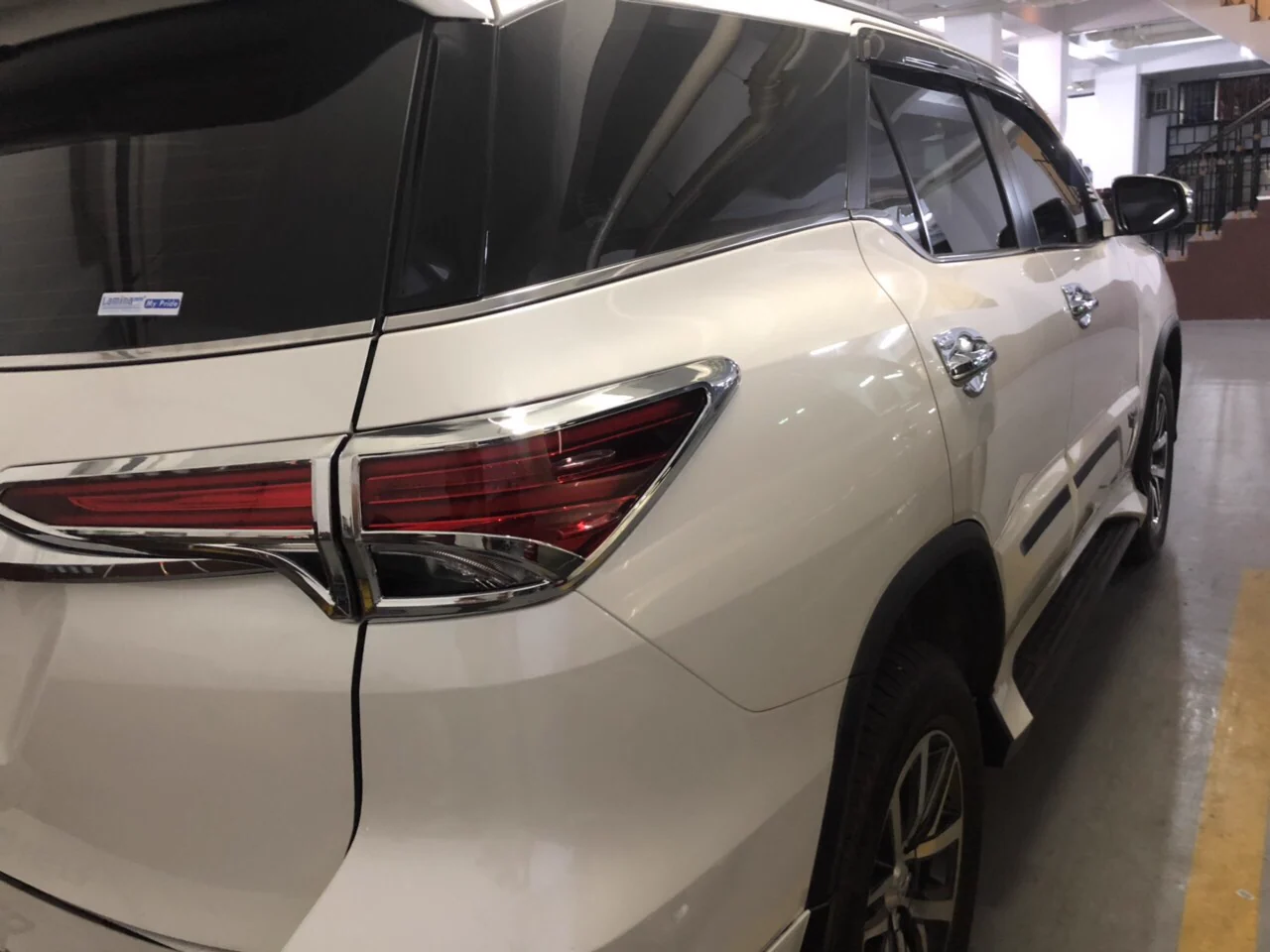 รูปชุดแต่ง ชุดแต่ง Toyota Fortuner 2015 2019 V.2 HK ภาพที่ 5