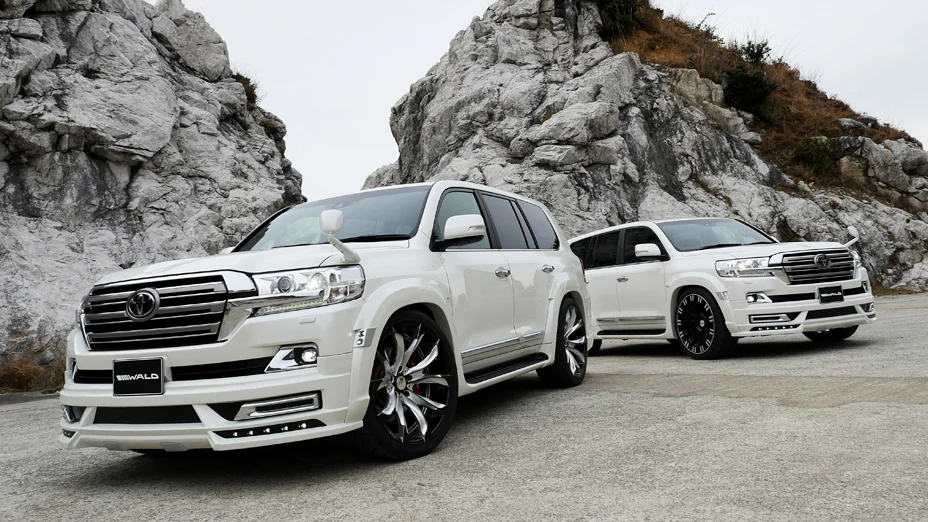ชุดแต่ง TOYOTA LAND CRUISER 200 WALD Japan สปอร์ตไลน์ ภาพ 20