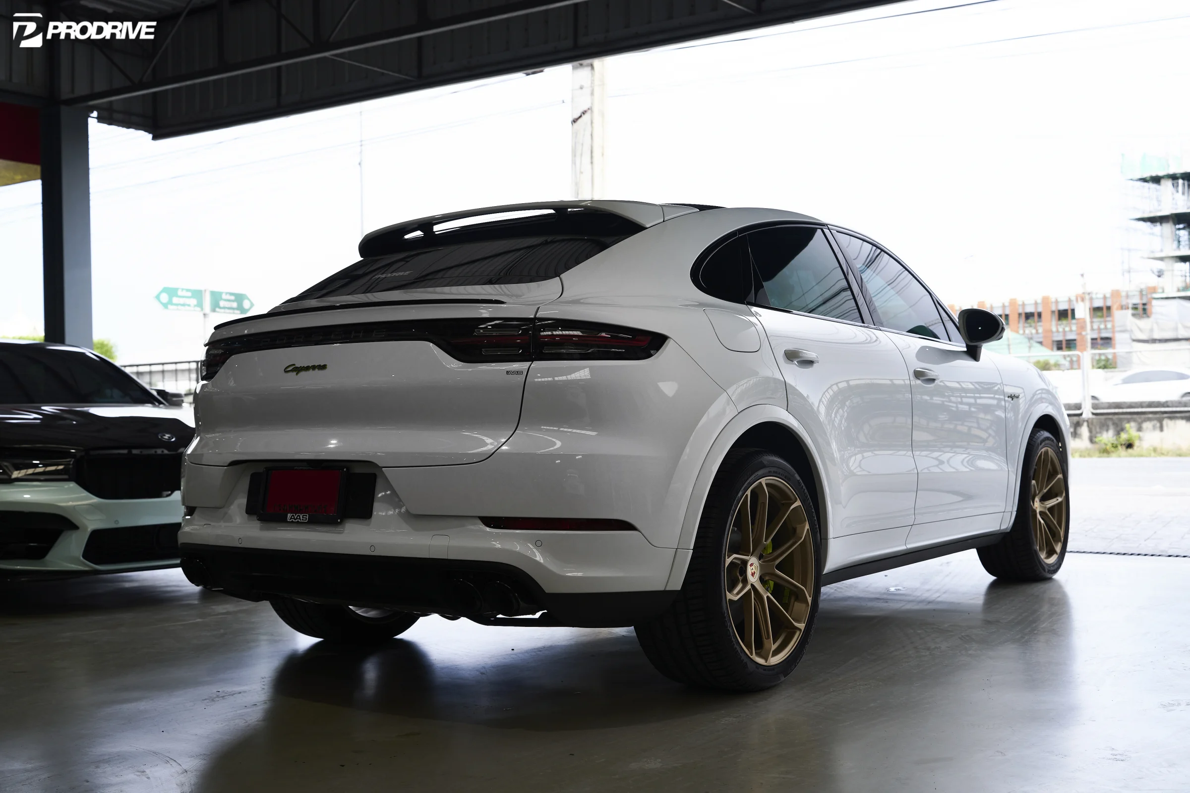 ชุดแต่ง PORSCHE E3 Porsche Cayenne Coupe x DRL Daylight Running Lamp Prodrive Shop ภาพ 5