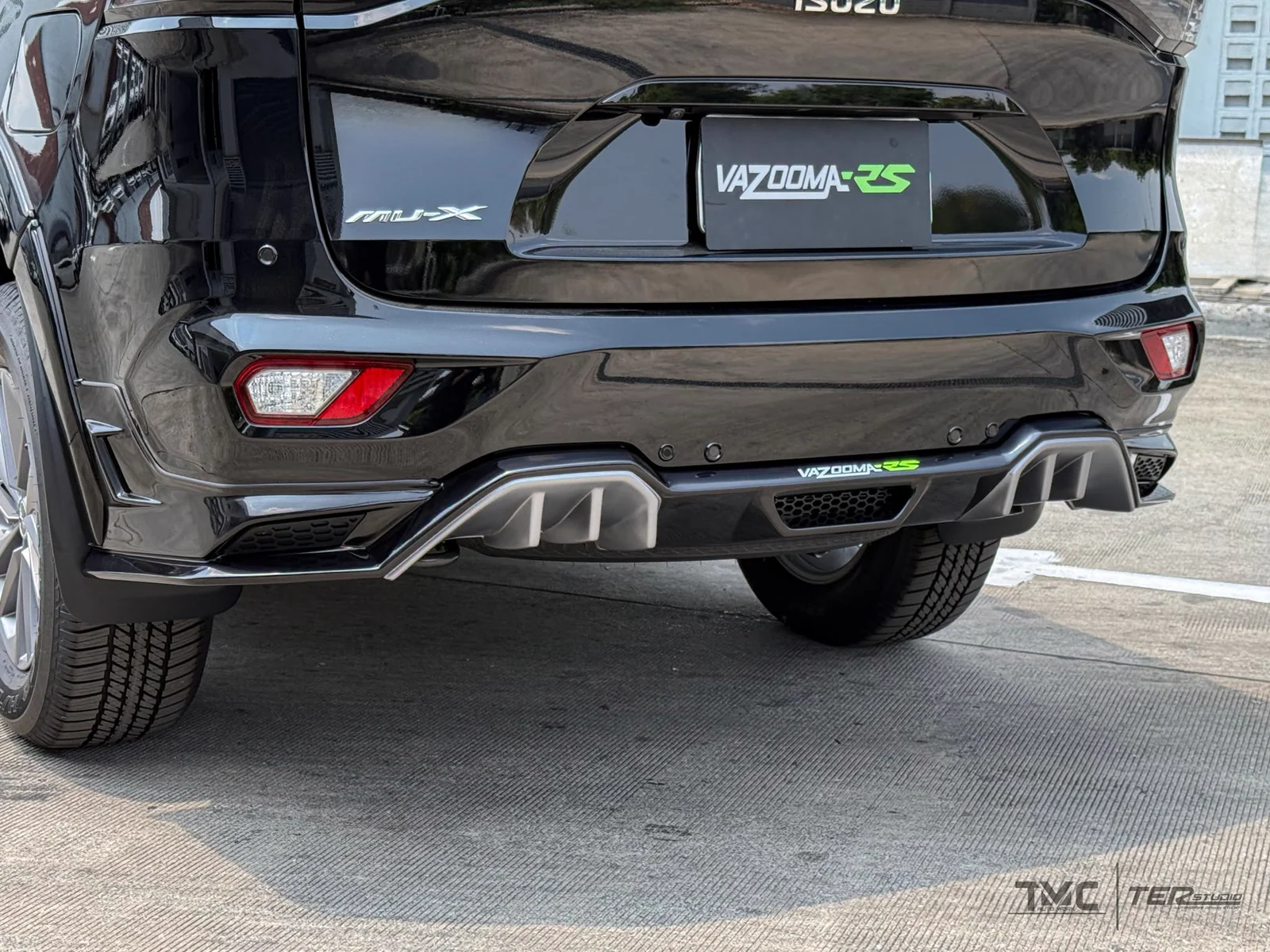 รูปชุดแต่ง ชุดแต่ง Isuzu Mu X 2020 2025 Vazooma RS 2024 ภาพที่ 7