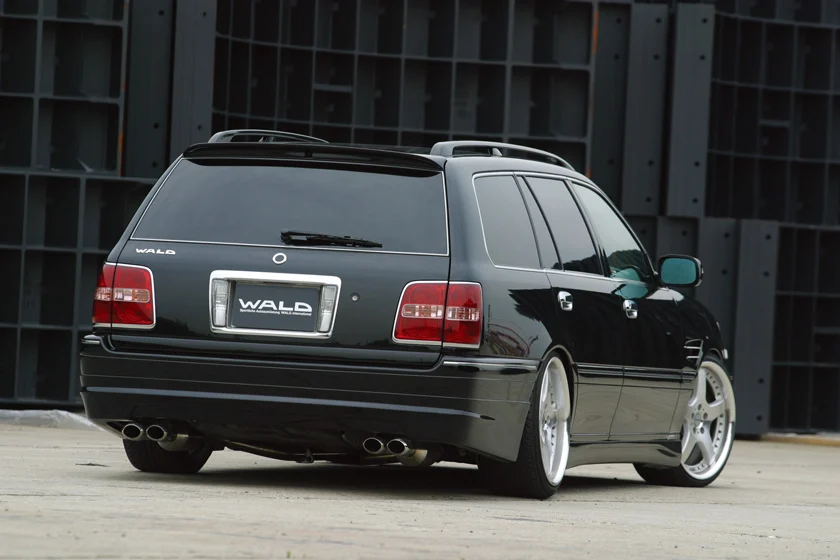 ชุดแต่ง TOYOTA CROWN ESTATE WALD Japan เอ็กเซ็กคิวทีฟไลน์ ภาพ 6
