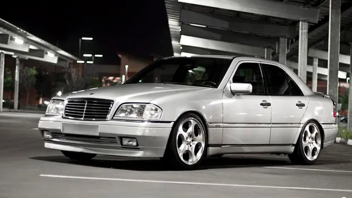 ชุดแต่ง Mercedes-Benz C Class W202 Brabus
