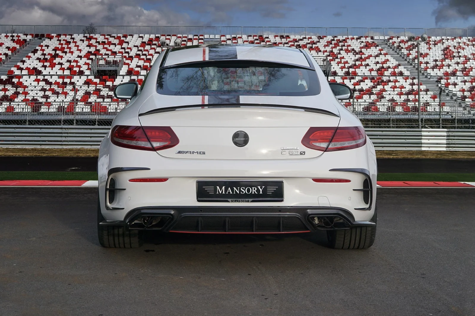 รูปชุดแต่ง ชุดแต่ง Mercedes-Benz C Class W205 2018 2020 Mansory ภาพที่ 5
