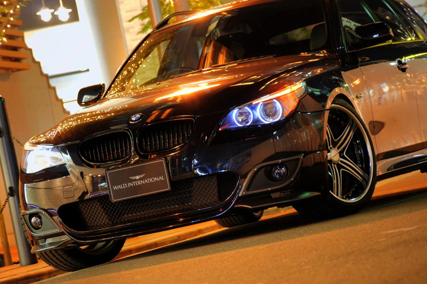 ชุดแต่ง BMW 5 Series TOURING M SPORTS WALD Japan สปอร์ตไลน์ HALF TYPE M5 LOOK ภาพ 12