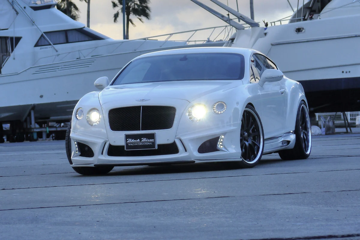 ชุดแต่ง BENTLEY CONTINENTAL GT WALD Japan สปอร์ตไลน์ แบล็กไบซัน เอดิชัน ภาพ 15