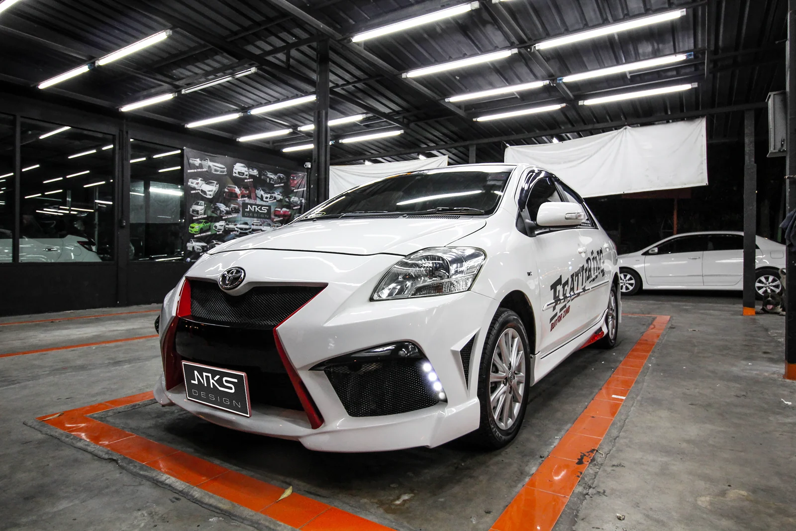 ชุดแต่ง Vios 07-12 ทรง iS Sport – ภาพที่ 12