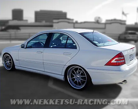 ชุดแต่งรอบคัน BENZ W203 ทรง AMG (PU)
