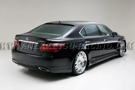 ชุดแต่ง Lexus LS 600h/460 WALD ทรง EXECUTIVE LINE Ver1. 2006 – ภาพที่ 3
