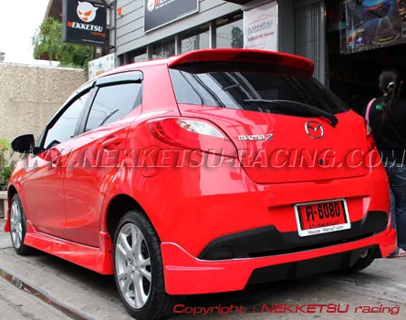 ชุดแต่งรอบคัน Mazda2 รุ่น 5 ประตู ทรง Shark Speed – ภาพที่ 6