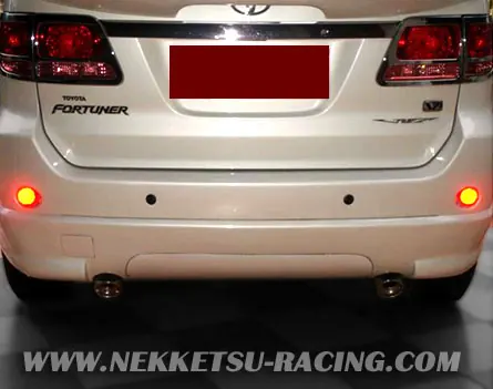 ชุดแต่งรอบคัน Fortuner ทรง TRD (Fiber) – ภาพที่ 5