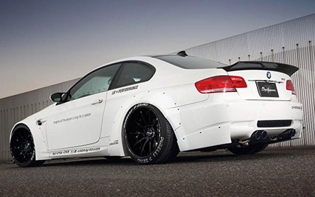 ชุดแต่งรอบคัน BMW E92 M3 ทรง LB☆WORKS – ภาพที่ 6