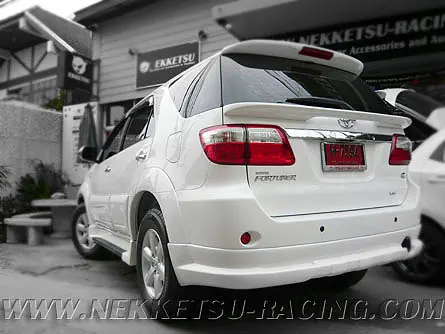 ชุดแต่งรอบคัน Fortuner (Prato) – ภาพที่ 6