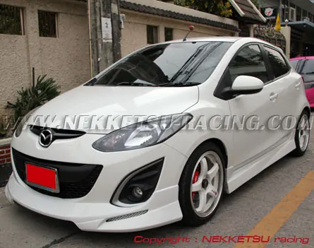 ชุดแต่งรอบคัน Mazda2 รุ่น 5 ประตู ทรง Shark Speed – ภาพที่ 9