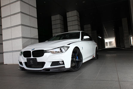ชุดแต่ง BMW Series 3 F30 ทรง 3D Design (Carbon) – ภาพที่ 4