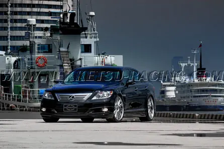 ชุดแต่ง Lexus LS 460 WALD ทรง EXECUTIVE LINE 2009 – ภาพที่ 12