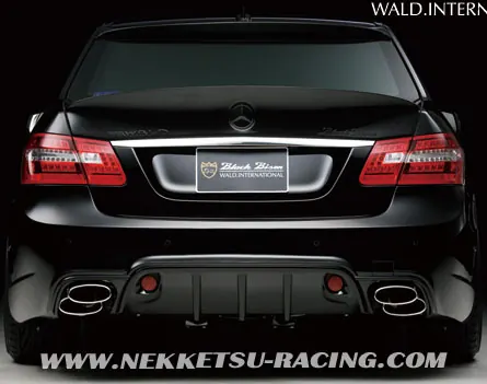ชุดแต่งรอบคัน BENZ W212 ทรง WALD SPORTS (ไฟกลม) – ภาพที่ 9