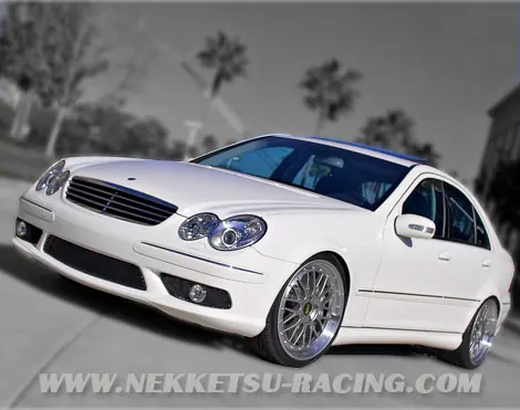 ชุดแต่งรอบคัน BENZ W203 ทรง AMG (PU) – ภาพที่ 2