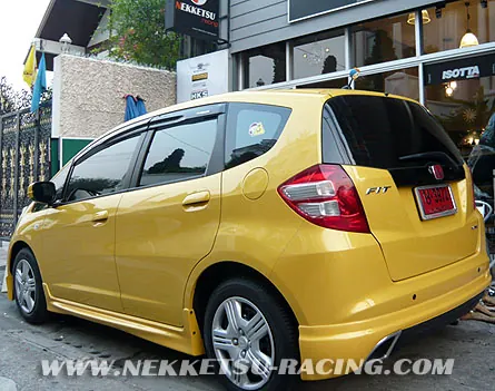ชุดแต่งรอบคัน Jazz GE 08-10 ทรง Mugen RS – ภาพที่ 4