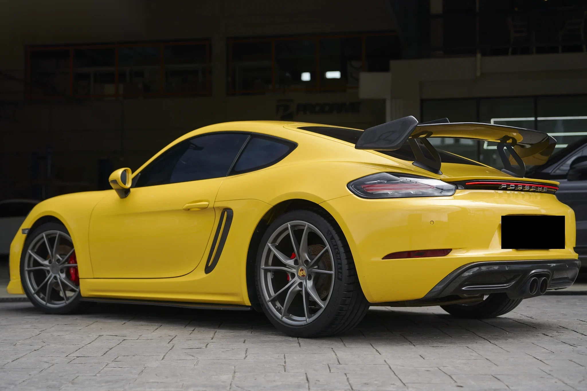 ชุดแต่ง PORSCHE 718 Porsche Cayman 718 x GT4 Style Wing (คาร์บอน) Prodrive Shop