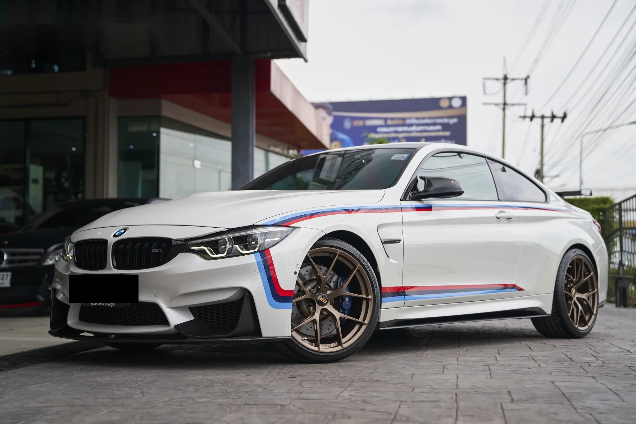 ชุดแต่ง BMW M4 (F82) BMW M4 x M Performance Prodrive Shop