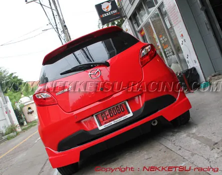 ชุดแต่งรอบคัน Mazda2 รุ่น 5 ประตู ทรง Shark Speed – ภาพที่ 7