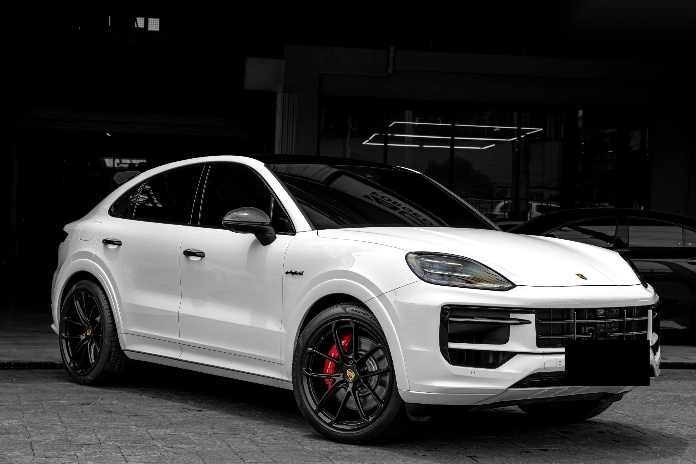 ชุดแต่ง PORSCHE E3.2 Porsche Cayenne S Coupé E3.2 x Turbo GT Wing Prodrive Shop