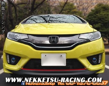 ด้านหน้า Jazz GK สีเหลืองพร้อมสเกิร์ตทรง Mugen V.1