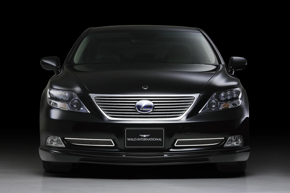 ชุดแต่ง LEXUS LS460/L 600h/hL EXECUTIVE LINE V1 WALD Japan