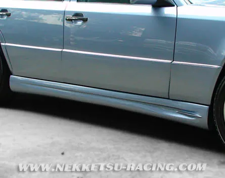 ชุดแต่งรอบคัน BENZ W124 ทรง Carlson – ภาพที่ 3