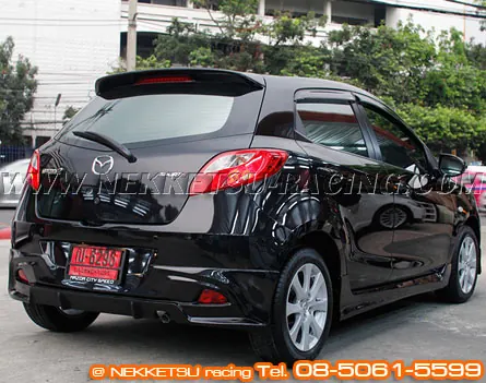 ชุดแต่งรอบคัน Mazda2 ร่น 5 ประตู ทรง Firewall ABS – ภาพที่ 4