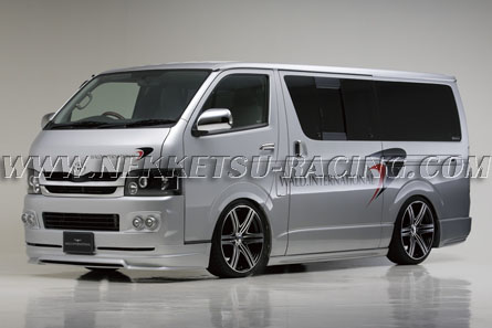 ชุดแต่ง TOYOTA HIACE WALD ทรง EXECUTIVE LINE V2 – ภาพที่ 3