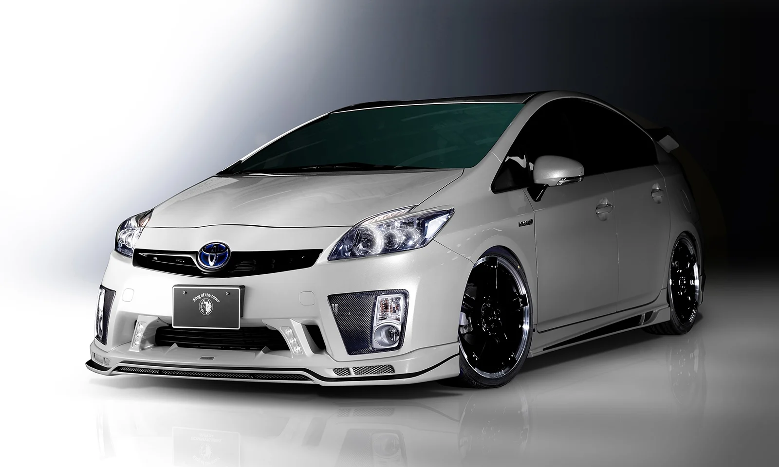 ชุดแต่ง TOYOTA 30 PRIUS VerII MODEL ZVW30 2008.05~2011.11 Rowen Japan