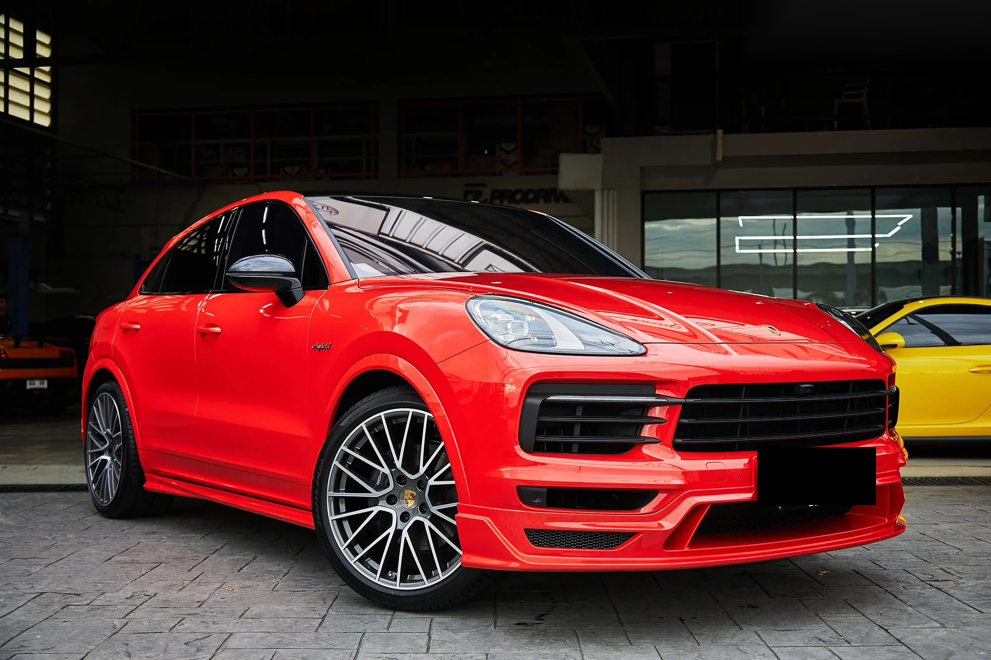 ชุดแต่ง PORSCHE E3 Cayenne Coupe E3 x WALD International Prodrive Shop