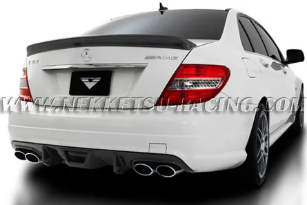 ชุดแต่ง Benz C-Class C-63 AMG ทรง Vorsteiner – ภาพที่ 4