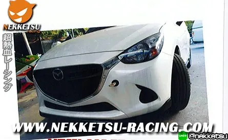 ชุดแต่งรอบคัน Mazda2 Skyactiv รุ่น 5 ประตู ทรง Sport V.3